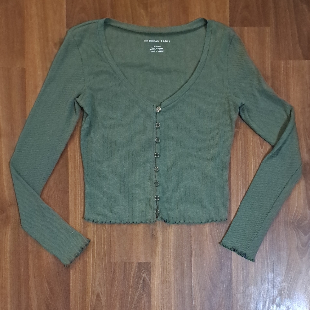 American Eagle Outfitters Olive Button-Down Top